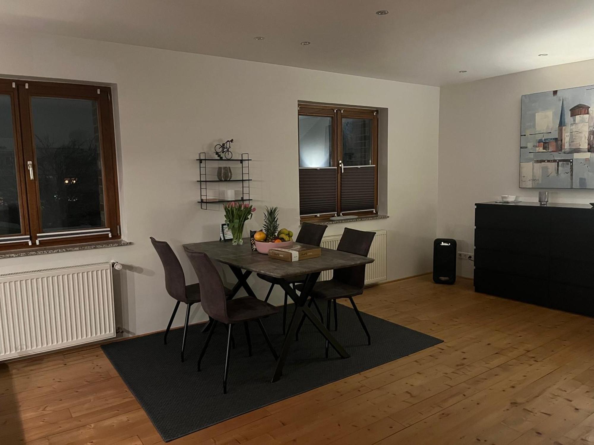 Tritt Ein Bring Glueck Herein - Exquisite 75 Qm - Messenaehe - Parkplatz - Flughafennaehe